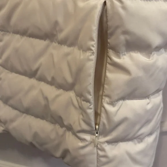 Talbots Cream Puffer Vest with Faux Fur Trim xl - Picture 2 of 8